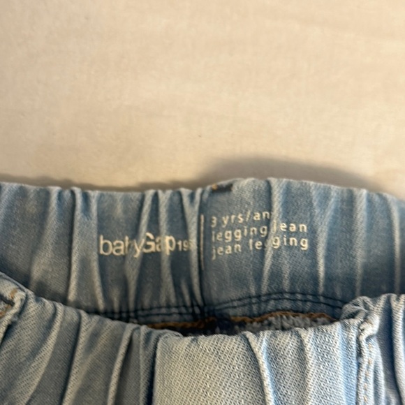 GAP Blue Denim Jeggings with embroidered Knee Details - Picture 2 of 4